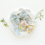 Kelli - Edged Bow