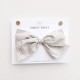 Ann - Knot Bow