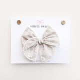 Ann - Edged Bow