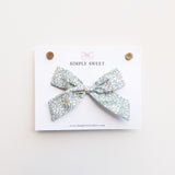 Beth - Handtied Bow