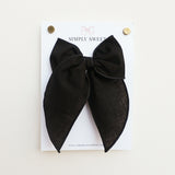 Black - Edged Bow