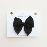 Black - Edged Bow