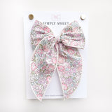Estelle - Edged Bow