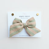 Mae - Knot Bow