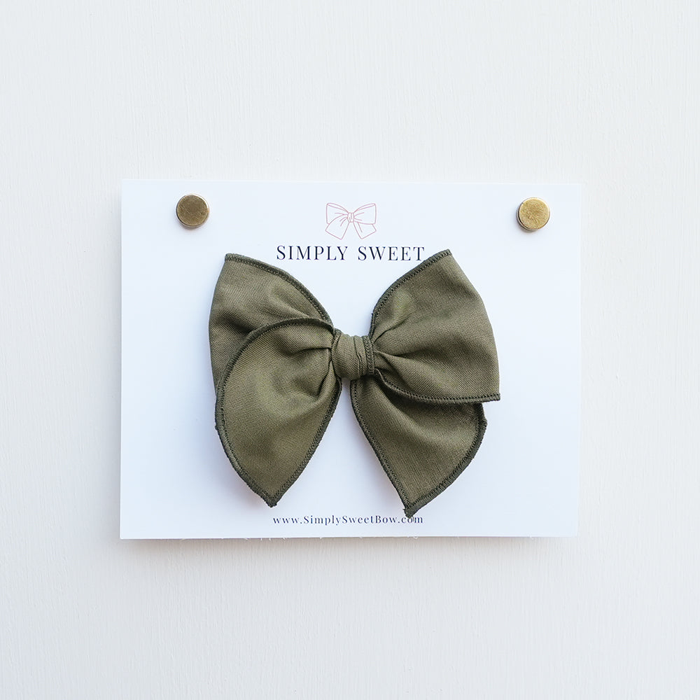 Olive - Edged Bow