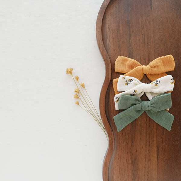 Wren - Handtied Bow