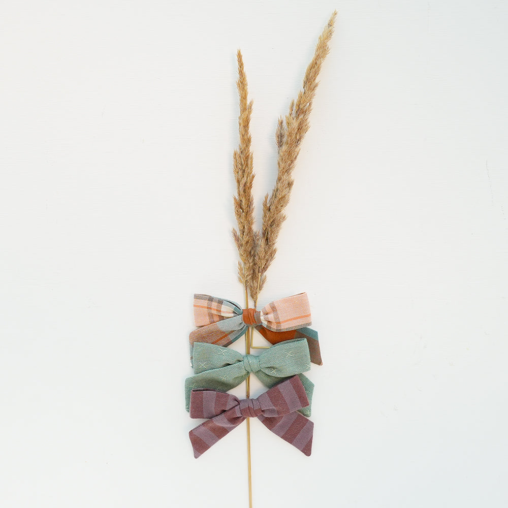 Sagewood - Handtied Bow