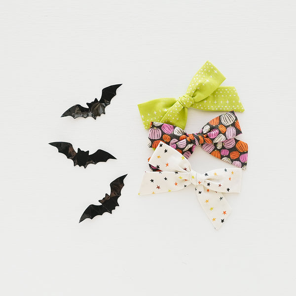 Magic - Handtied Bow