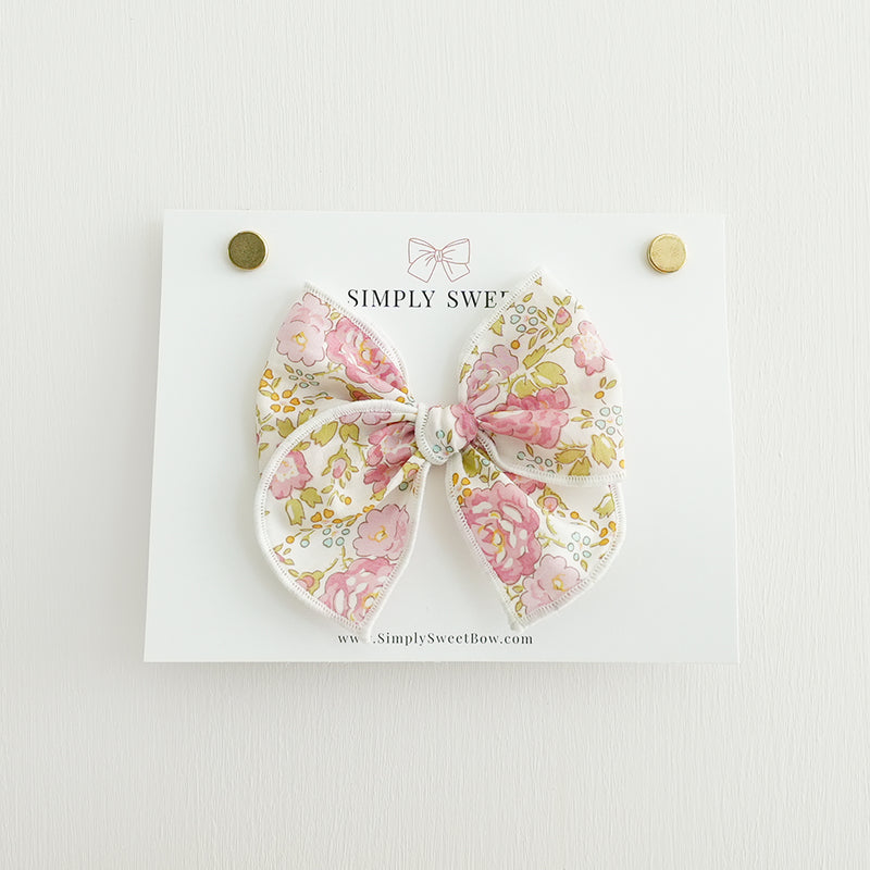 Blossom - Small Edged Bow