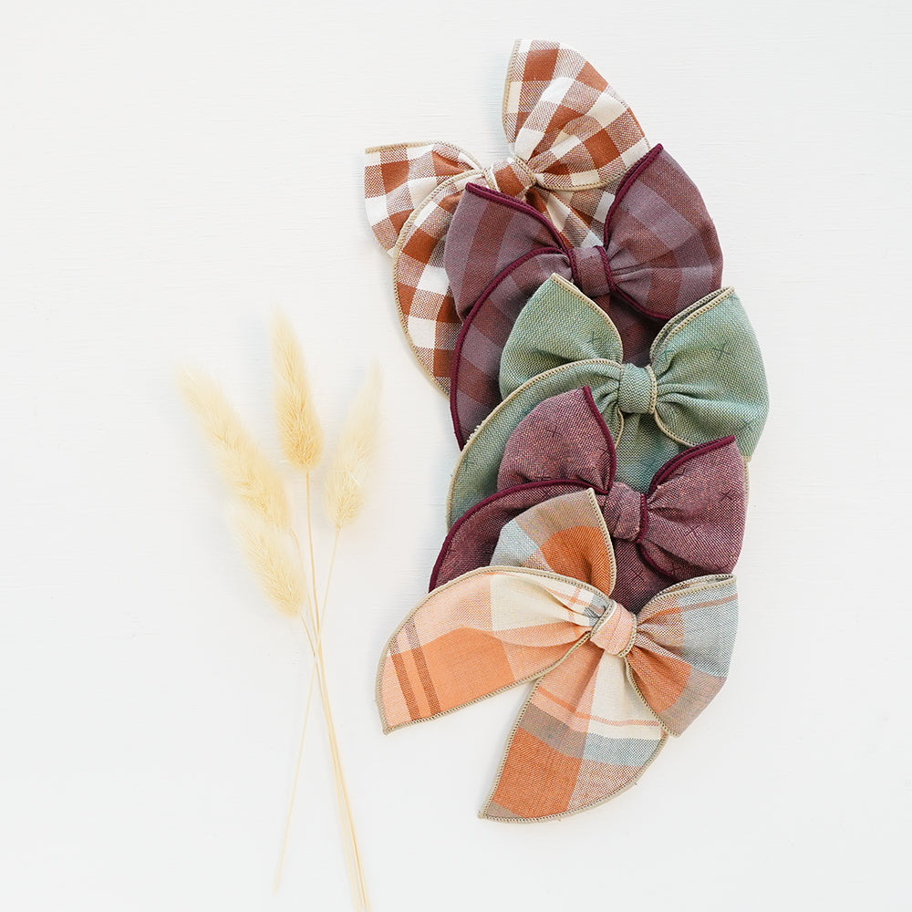 Mulberry - Edged Bow
