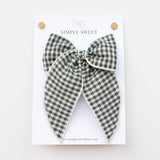 Holly - Edged Bow