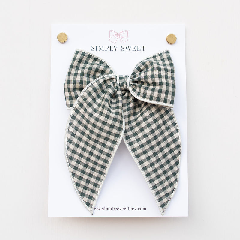 Holly - Edged Bow