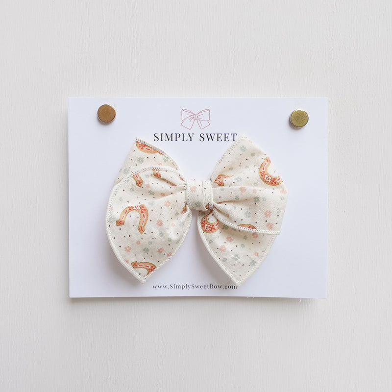 Lucky - Edged Bow