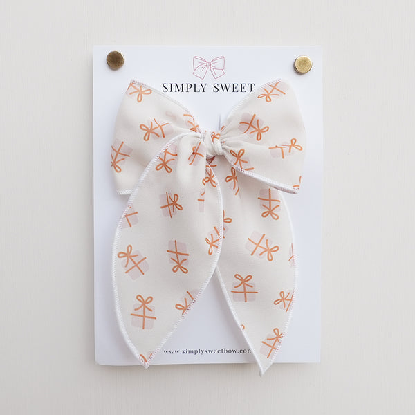 Surprise - Edged Bow