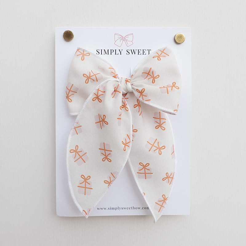 Surprise - Edged Bow