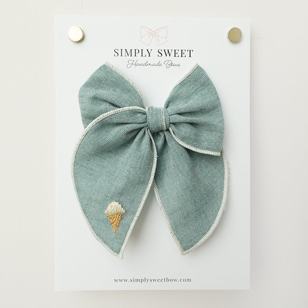 Sugar Cone - Embroidered Edged Bow